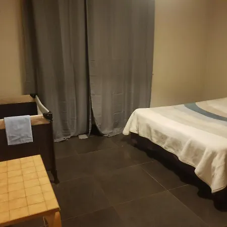 Grand Fonctionnel Et Calme Sur Lyon8 A 2 Pas Du Metro Apartment *