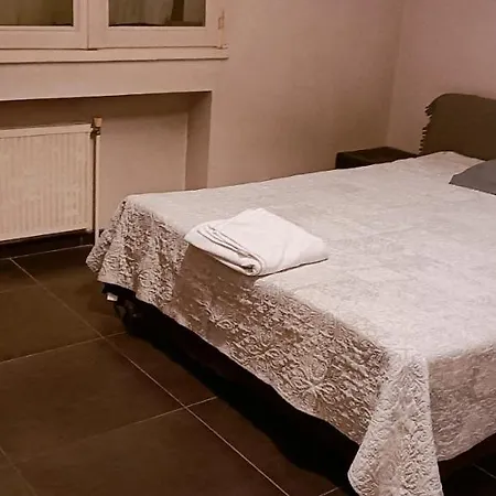 Grand Fonctionnel Et Calme Sur Lyon8 A 2 Pas Du Metro Apartment *